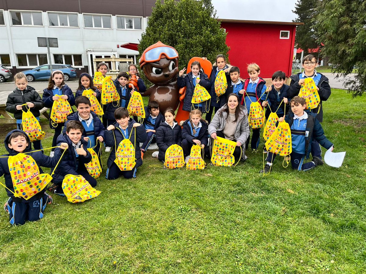 SMNARANCOAV's tweet photo. Dulce experiencia para nuestro alumnado de 3º educación primaria... ¡con cata incluida de nuevo sabor de Lacasitos!
Gracias Chocolates del Norte (La Cibeles) por abrirnos las puertas
#SMNaranco
#Siero
#Lacasitos
#Colegioconcertado https://t.co/rMfakuWIBa