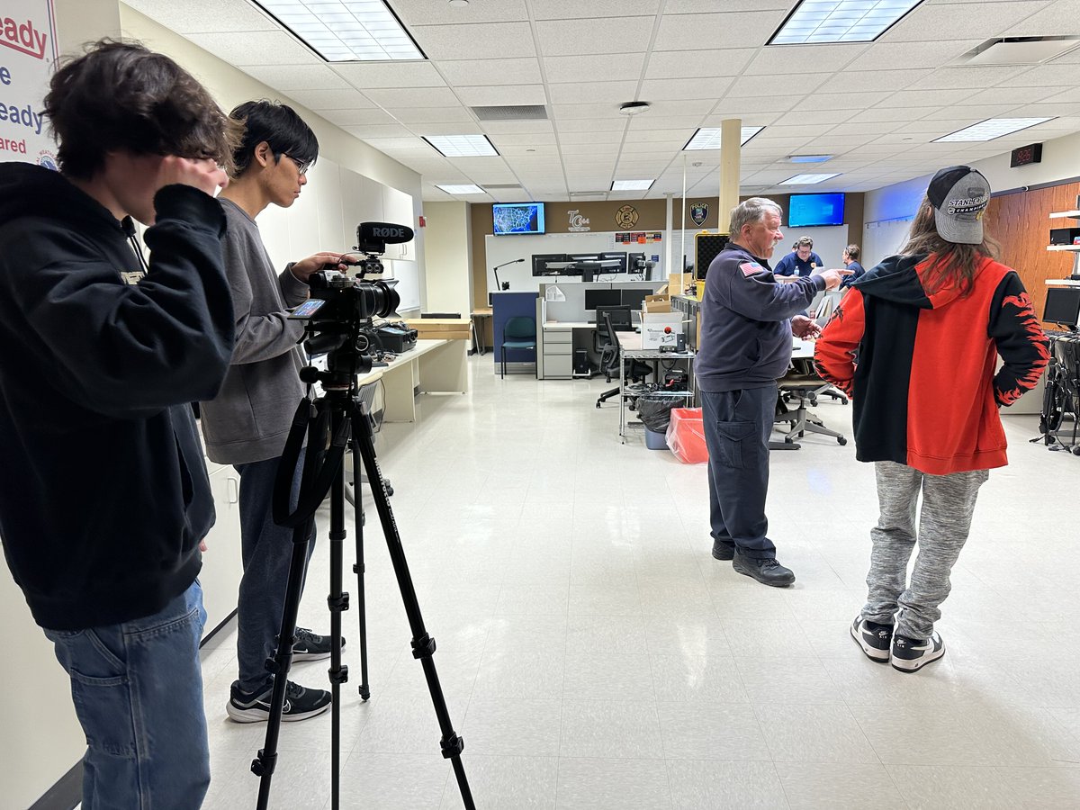 SCNkypjohnson's tweet photo. Last night I took our video news team to the city of St. Charles Emergency Management Team to film footage for an upcoming news feature. It was a great real world setting &amp; we all learned a lot! Thank you Mark, Paul and team for being so welcoming &amp; allowing us into your space. https://t.co/9Hg8IqgyIt