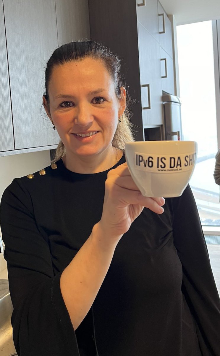 Insightful mug <a href="/isnic/">ISNIC the .is Registry</a>’s office