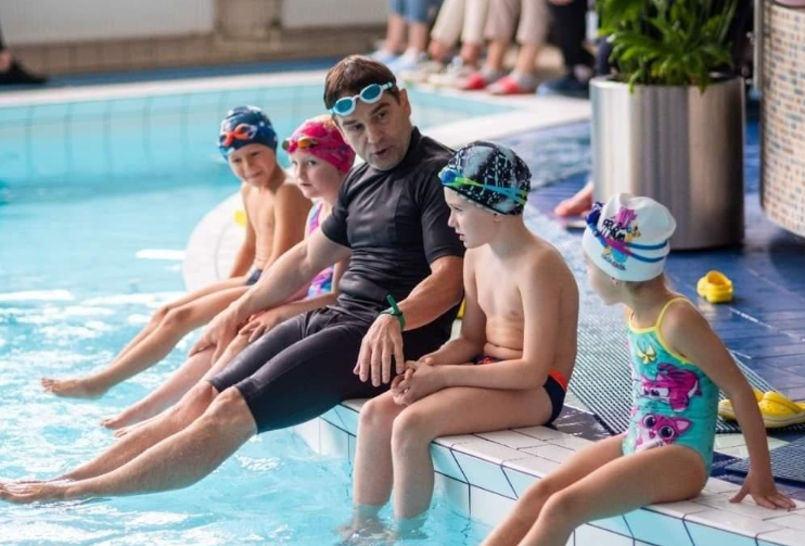 Swimming with a coach is the way to success! 🔥
Every child is unique and we design a training program with their abilities and goals in mind.