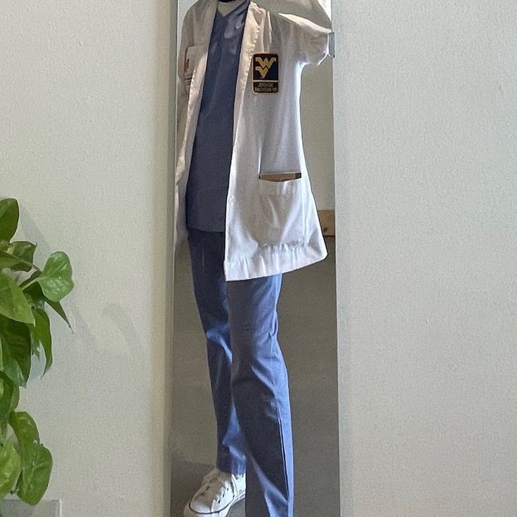 skyxclair's tweet photo. ㅤ
A day in my life as a Clinical Instructor. 🩺🤍
ㅤ https://t.co/3kycNfmDvf