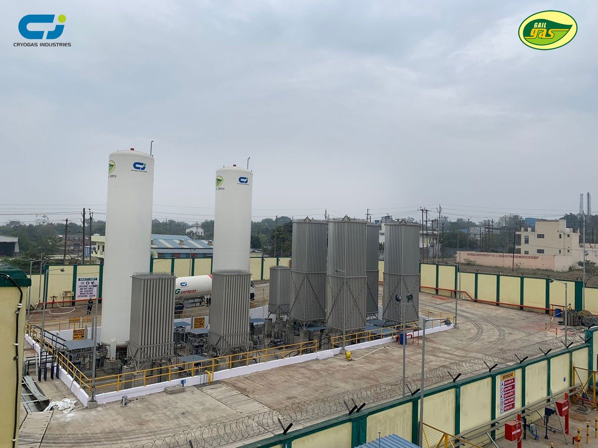 lngexpressindia's tweet photo. We're thrilled to share a milestone achievement at @gail_gas  Limited Mandideep LCNG Facility! 🎉
#CryoGas has accomplished the remarkable feat of unloading 1000 #LNG  #tankers, marking a significant step forward in our journey towards sustainable #energy solutions. 🚛 https://t.co/20fNcy4EKn