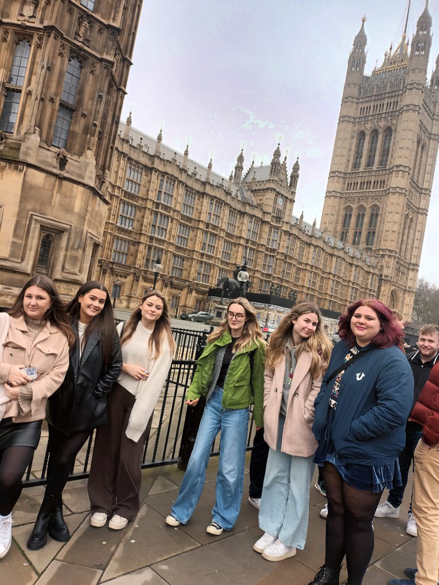 UoG BA Comms & Media tweet media