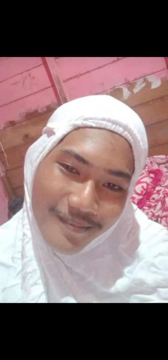 njinnnnnn's tweet photo. @kikyyptra Puas"in a jomblo 🤣 https://t.co/iv1qlUApQ9