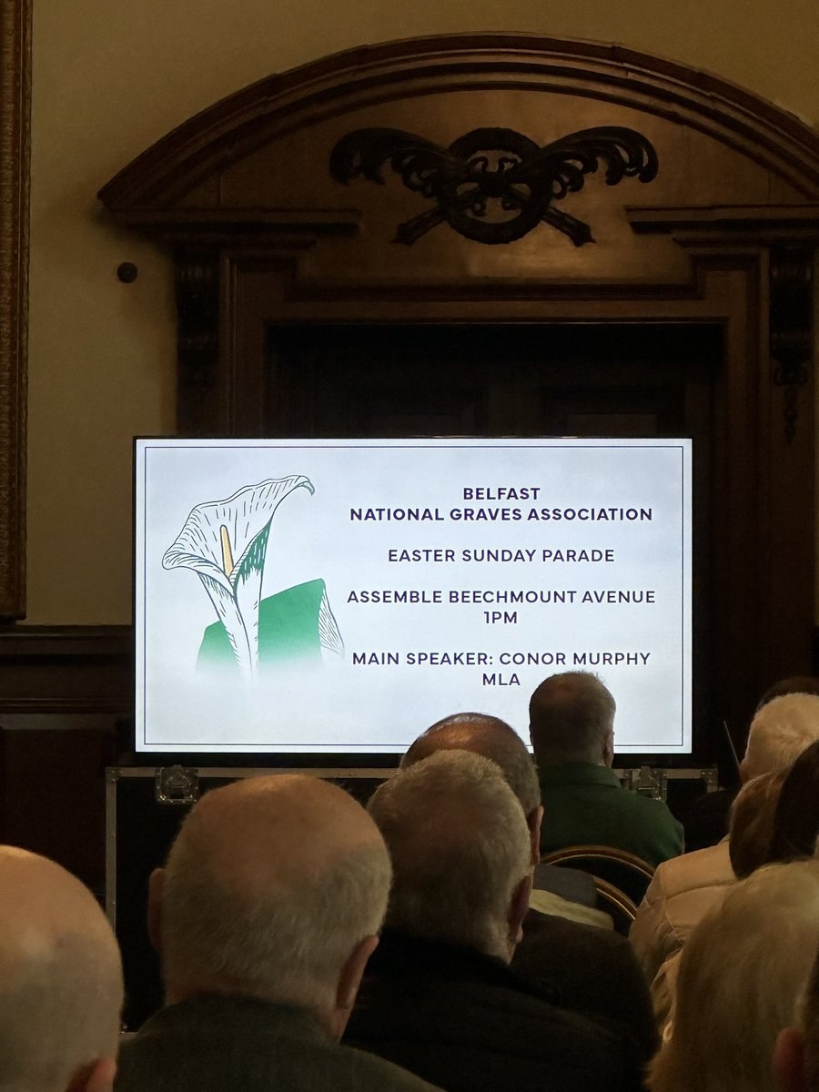 Sásta le bheith i Halla na Cathrach inniú at this year’s launch of the Easter Lilly with Belfast National Graves Association.