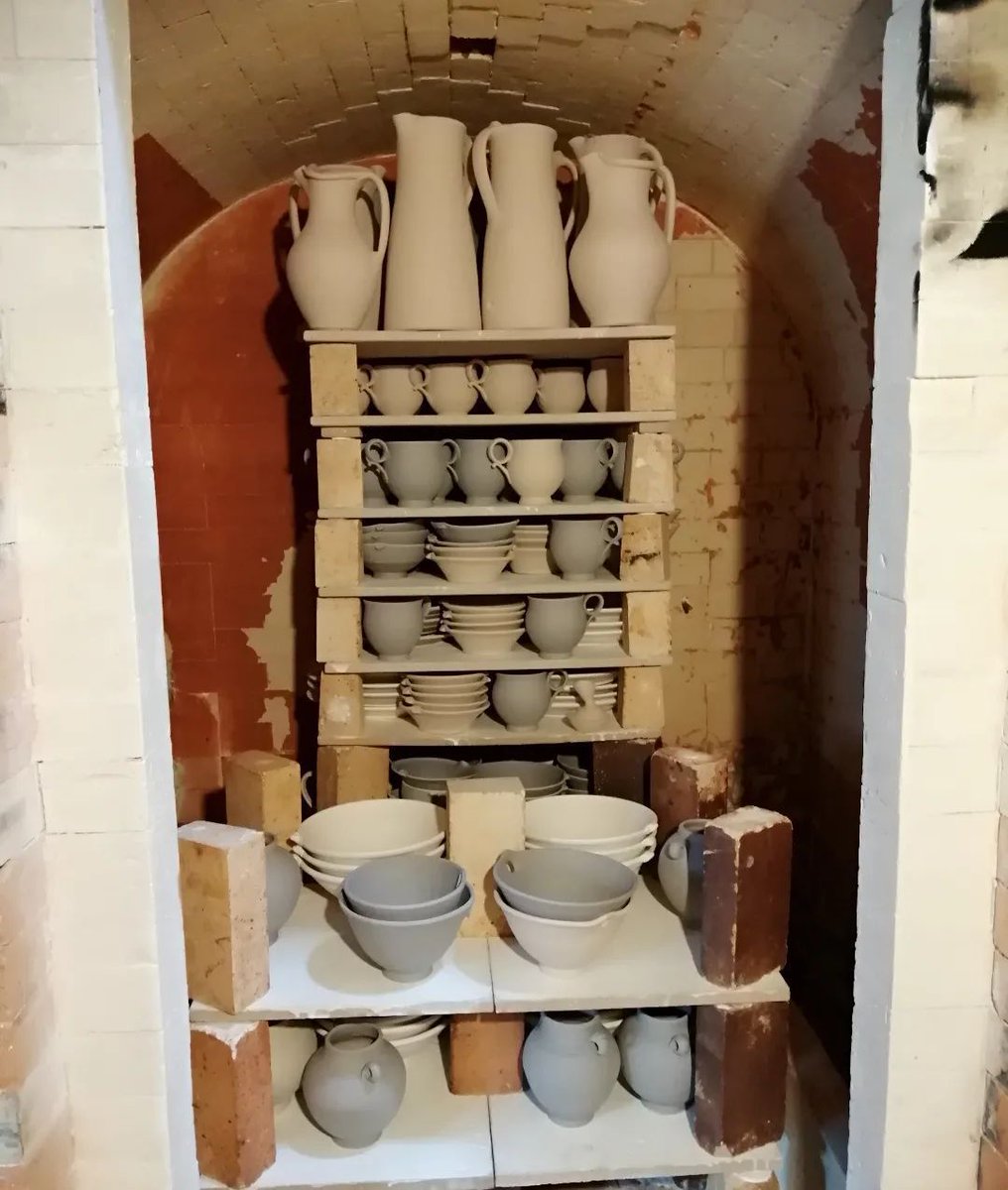 MakersWales's tweet image. #MakersMaking

New Pottery by Mick Morgan
More about Mick &amp;gt;&amp;gt;&amp;gt;buff.ly/49ge8wV 
#mickmorganpottery
#Potter #kiln #thrownonthewheel #thrownpottery #pottery #ceramics #welshceramics #handmade #madeinwales #carmarthenshire #makersgallery #craftinthebay #masterpotter