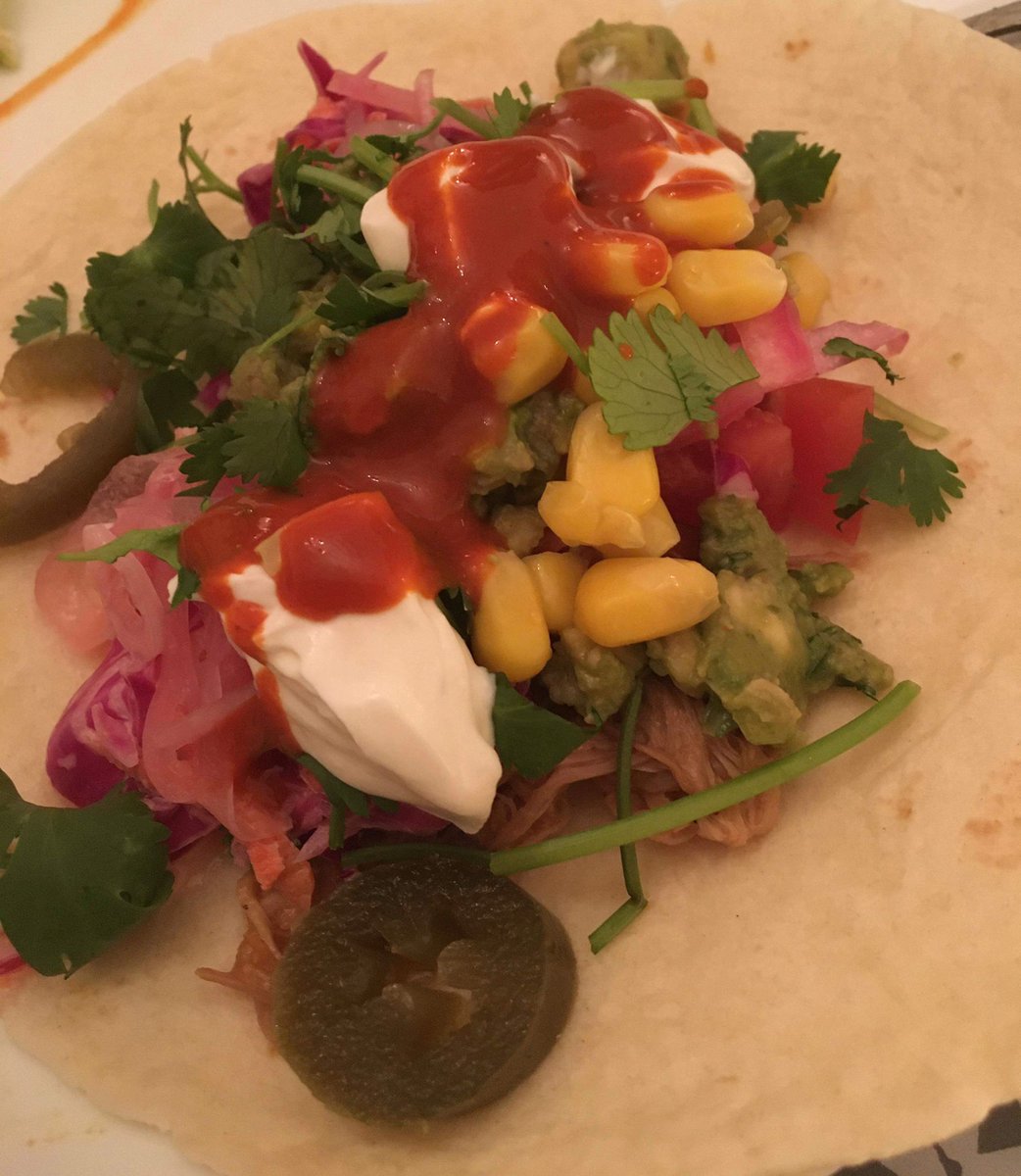 invadingviolet's tweet photo. #tacotuesday 🌮 https://t.co/qRTlC70F7U