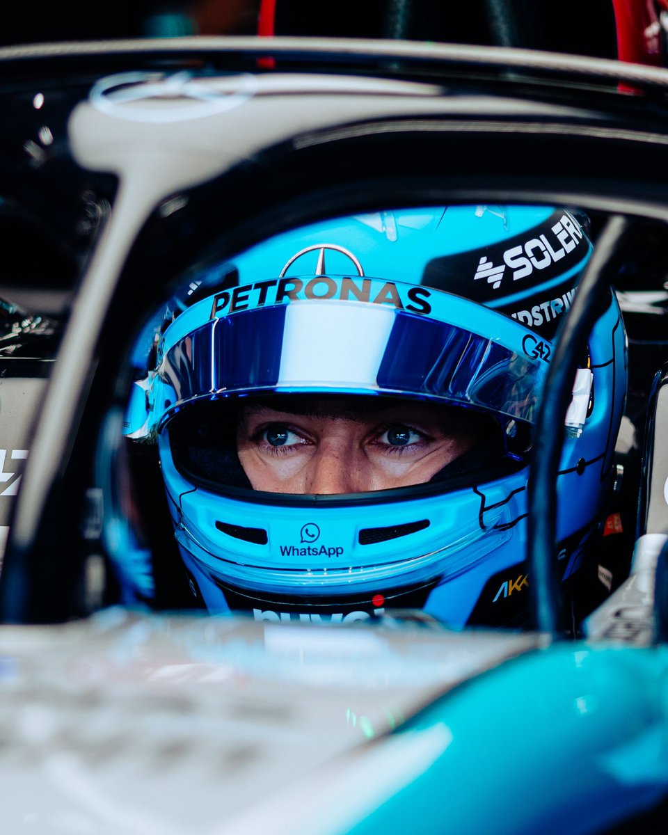 MercedesAMGF1's tweet photo. *Opens treasure chest* *Sees pics from the Merc garage* 🤩 https://t.co/E1DwDvTnLy