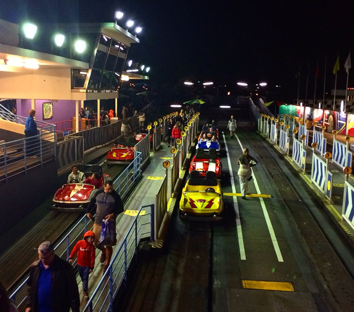 queue_for_two's tweet photo. Our Tomorrowland Speedway ride experience video is out now on the Queue for Two YouTube channel! Take the wheel and watch for the checkered flag to wave to begin your exciting and scenic drive!

https://t.co/Q49ty2ZQvr https://t.co/W2MmNtuPnQ