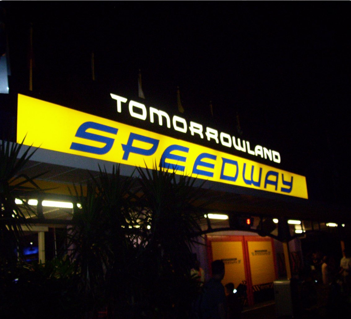 queue_for_two's tweet photo. Our Tomorrowland Speedway ride experience video is out now on the Queue for Two YouTube channel! Take the wheel and watch for the checkered flag to wave to begin your exciting and scenic drive!

https://t.co/Q49ty2ZQvr https://t.co/W2MmNtuPnQ