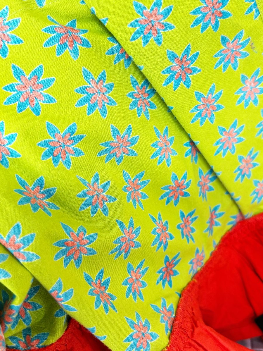 #うたコン　🐙
"東京ブギウギ"
 "買い物ブギー"
"カラコンウインク"
ありがとうございましたー！！☺️
サラッと選んだエプロンが
すごく映えてて可愛かったぁ🛍️💐💚
楽しかったー！
ありがとうございました！
#AKB48