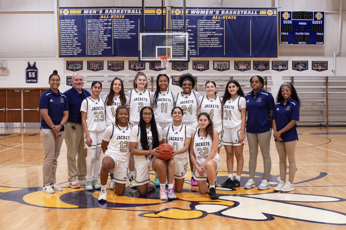 We end our season with a 19-6 record and a tough loss at the buzzer against DEPSA.

We would like to thank our seniors, the coaching staff, the parents &amp; those working behind the scenes to make sure that our players are happy and healthy! 🐝

#TrustTheProcess