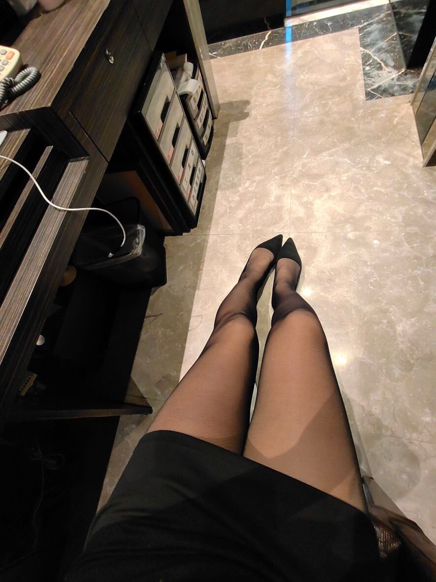 LydiaAlice47492's tweet photo. 今天是黑丝高跟！#贱奴 #女王  #女S #恋足 #公狗 #调教  #羞辱 #高跟 #黑丝 #字母圈 #SM  #线下  #网调  #女王  #坐脸窒息 #广州市 https://t.co/elNF8xsK0Q