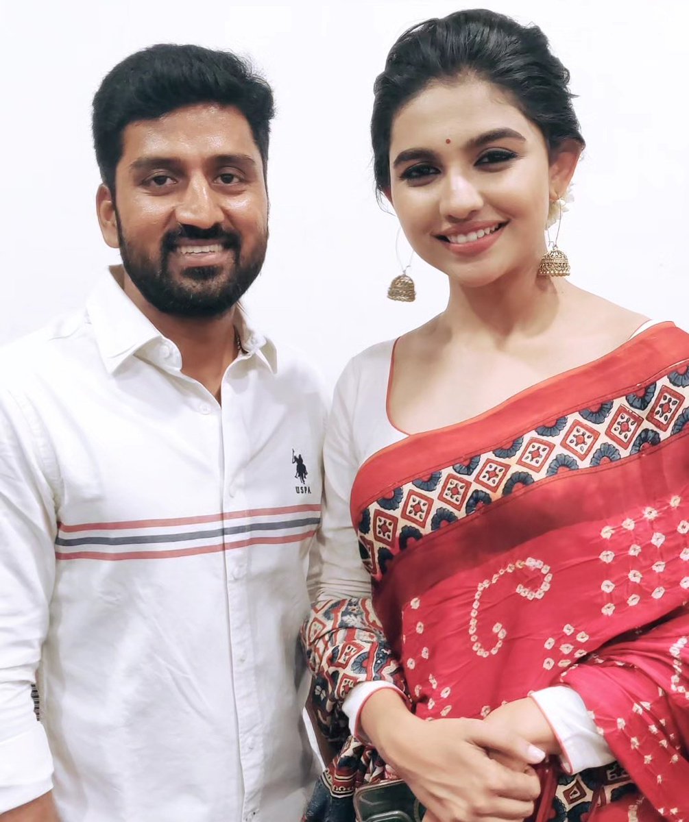 With <a href="/MamithaBaiju_/">Mamitha 🦋</a> ❤️