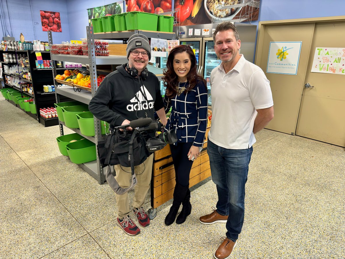 TY <a href="/PauleenLe/">Pauleen Le</a> and <a href="/WCCO/">WCCO | CBS News Minnesota</a> videographer Nick for visiting this morning to talk about <a href="/MNFoodShare/">Minnesota FoodShare</a>'s March Campaign! We appreciate the coverage. To support our campaign, please visit 360Communities.org. 

#MNFoodShare #HelpInTheMoment #HopeForTheFuture #SuperShelf #HealthyFood