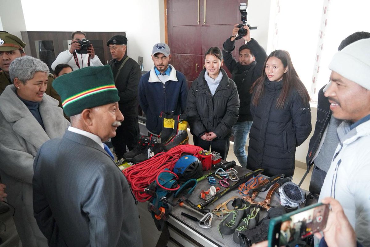LadakhSecretary's tweet photo. Four #Skill Centres in #EJM college #Leh set up by #LSDM #Ladakh Skill Development Mission are imparting course for Mushroom Grower, Trekking Guide, Graphic Designer, Jam and Jelly production.
@mesc_india @skillthsc @ASCI_AgriSkills @FFicsi @MSDESkillIndia @ugc_india @DGT_MSDE https://t.co/sjeK65xqiD