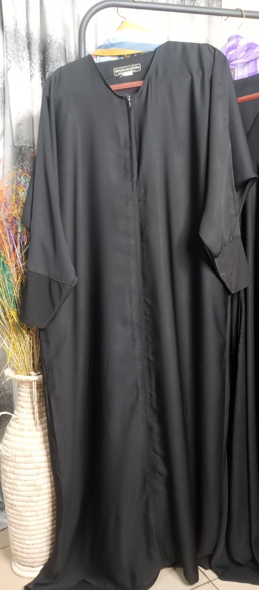 Stylishlymodestglam tweet media