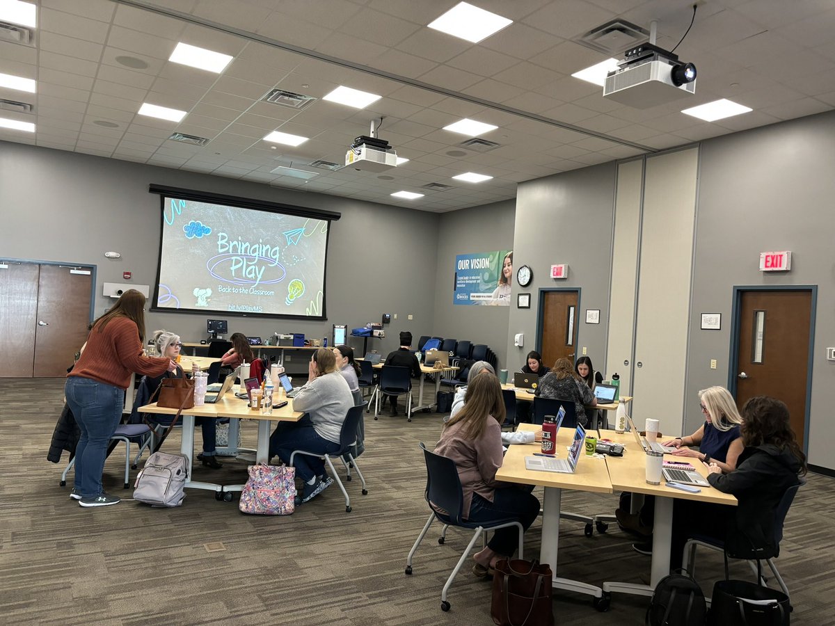 SMILELearning's tweet photo. Bringing Play back to the classroom! #NYSCATE #CSDF @wswhebocesms #SMILEFactor #SMILELearning https://t.co/b7O8oXbCuy