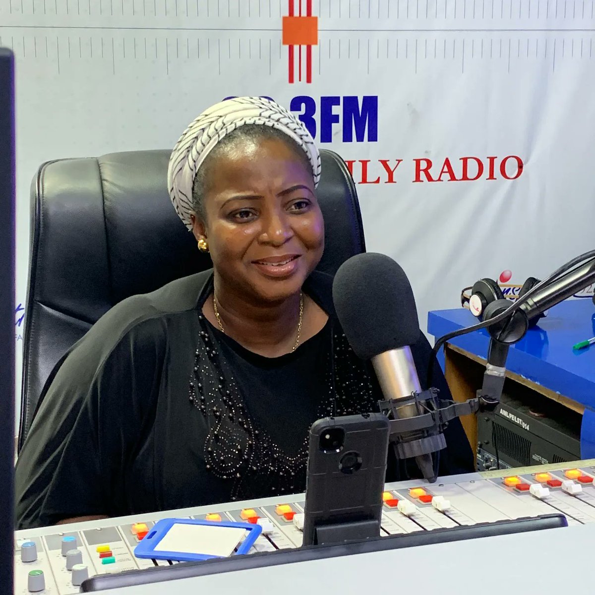 IFM923's tweet photo. We had an amazing time chatting with Elizabeth Osho, founder of SoMedia Solutions Group today on Naija People In Business
#elizabethosho #naijapeopleinbusiness #somediasolutionsgroup #journalist #media #business #contentcreation #digitalexpert #talk #YourNo1FamilyRadio https://t.co/sHZy5vGQIM
