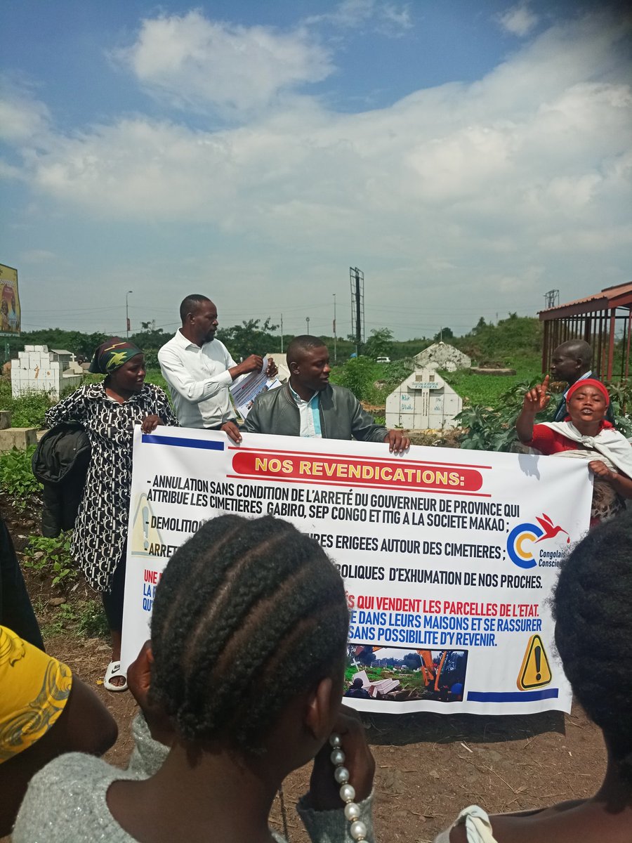 NdooleJunior's tweet photo. #GOMA-#DOSSIER ARRÊTÉ PORTANT DÉSAFFECTION DU CIMETIÈRE DE L'#INTIG:Saisant le gouverneur militaire a.i du #Nord-Kivu,le Général Major Peter #CIRIMWAMI,pour demande du report de l'arrêté portant désaffection d'une portion de terre du cimetière de l'#ITIG chose faite ce 11 Mars https://t.co/iF80t9hjQQ