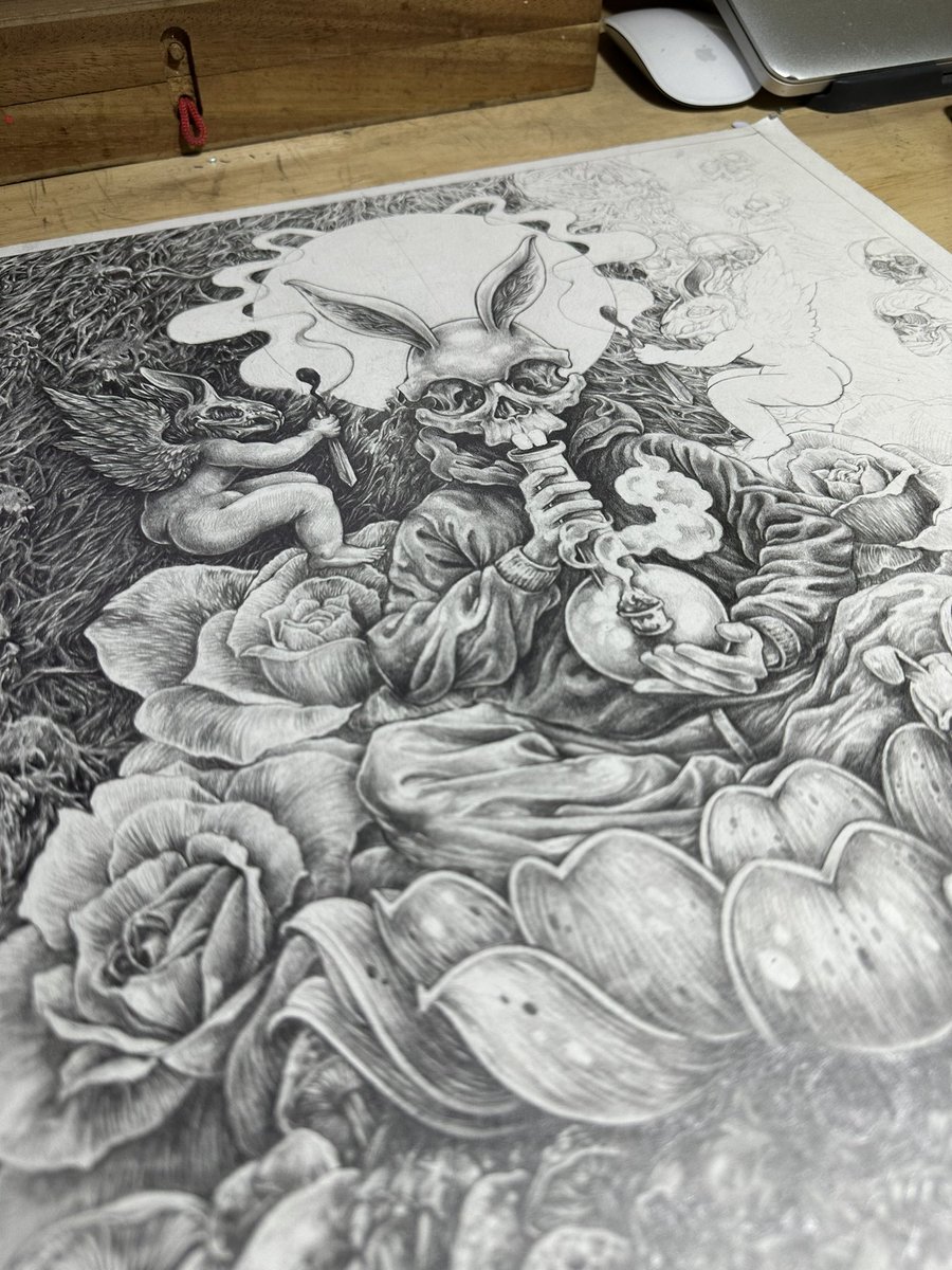 Neramit black and grey
#drawing  #sketching  #sketch #neramit 
#sketchbook #backwork #skull #blackandwhite #blackandgrey #skullrabbit #somke #enjoy