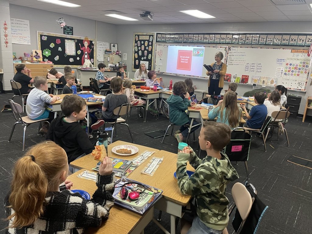 Last week our second-grade students enjoyed pizza with the principal for reaching their NWEA growth goal.  Way to go!

#ExperienceWCCS