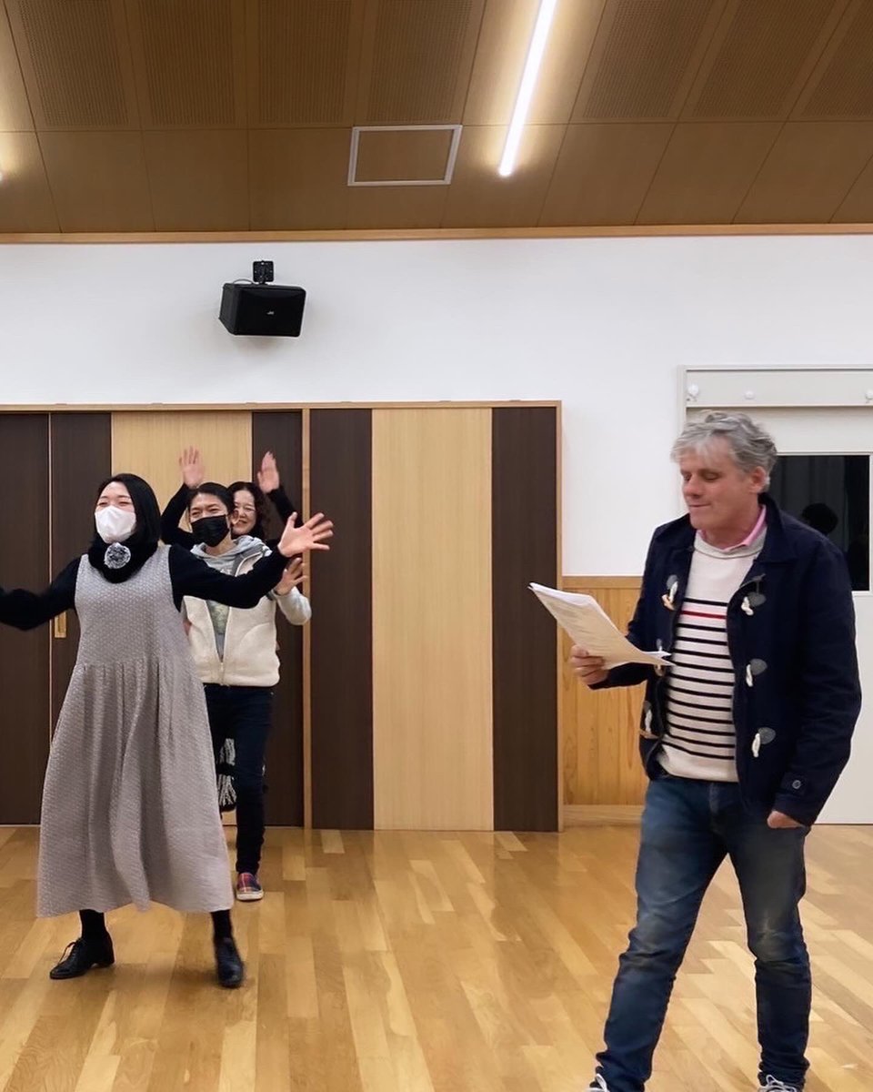 chatract_2023's tweet photo. 🎵今週末土曜　本番です🎶

最後の稽古も楽しく、笑いの絶えない中終わりました。とてもいいことですね☺︎

というわけで、まだお席ございます💺
3/16(土)14:00〜@高崎シティギャラリーコアホールにて！
お越しをお待ちしております！！ https://t.co/DWSyVYIFjS