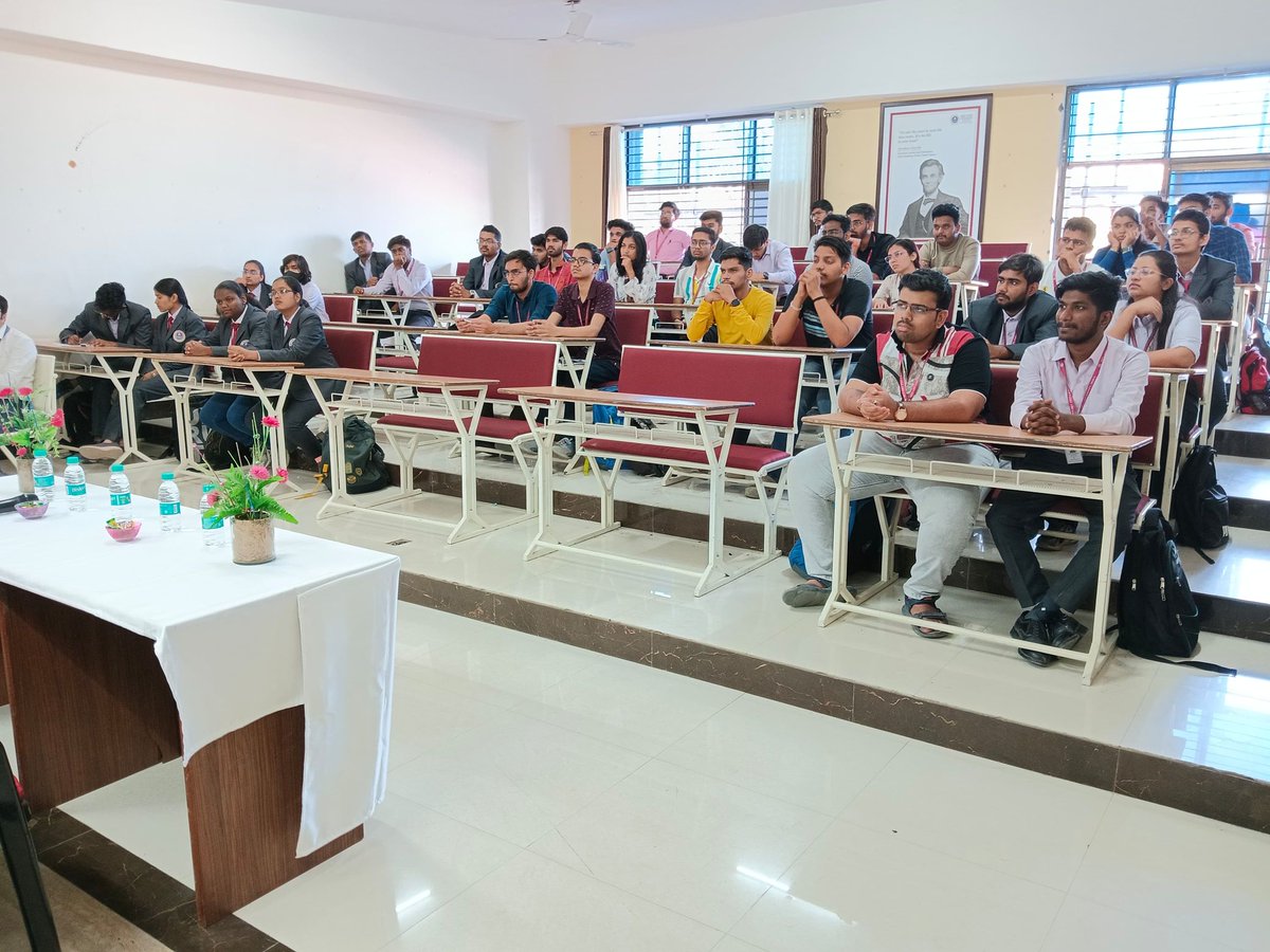 SSIE Assoc. Prof./Assoc. Chair Dr. Yong Wang has returned from visiting academic partners in India, including <a href="/mitadtpune/">MIT-ADT University, Pune</a> Pictured here are images from the  campus, where Dr. Wang met Pro Vice Chancellor Avant Chakradeo, Dean Sudarshan Sanap, and various other faculty members.