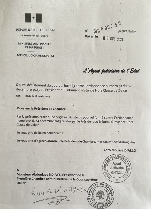 L’Etat du Sénégal se désiste de son pourvoi contre la décision de Dakar.

La condamnation d’Ousmane Sonko par contumace est donc définitivement anéantie.

La condamnation pour diffamation étant couverte par la loi d’amnistie, le casier judiciaire de M. SONKO redevient vierge.