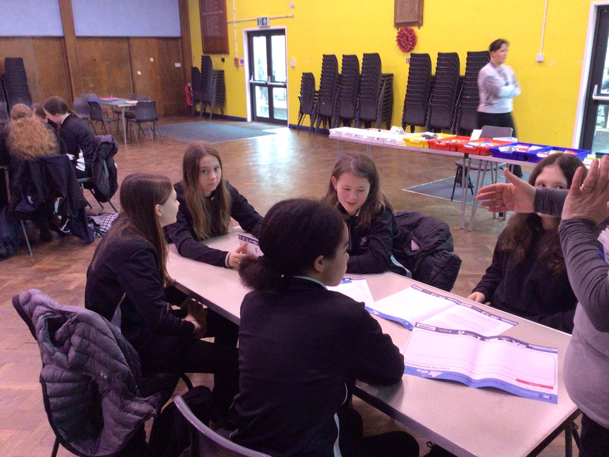 Lewis Girls' Science tweet media