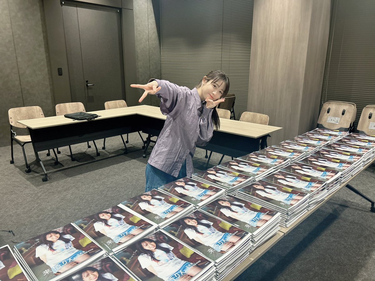 来栖りん写真集「Lakka」と「step by step」セット サイン入り 来栖