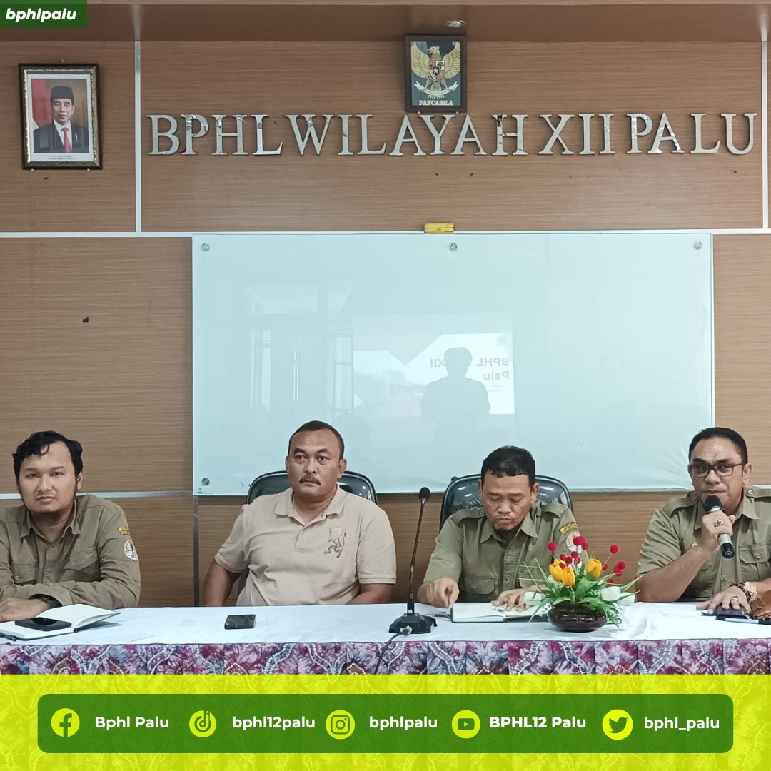 bphl_palu's tweet photo. Halo Sobat Rimba
4 Maret 2024
BPHL XII Wilayah Palu, Pembinaan Keuangan Kepegawaian, Organisasi dan Tata Laksana dan Bimbingan Teknis Pemuktahiran Data pada Aplikasi SIMPEG dan SIASN BKN Untuk Peningkatan Nilai IP-ASN Oleh Tim Setditjen PHL.

#ditjenphl
#kementerianlhk
#bphl https://t.co/5AAaat2FEk