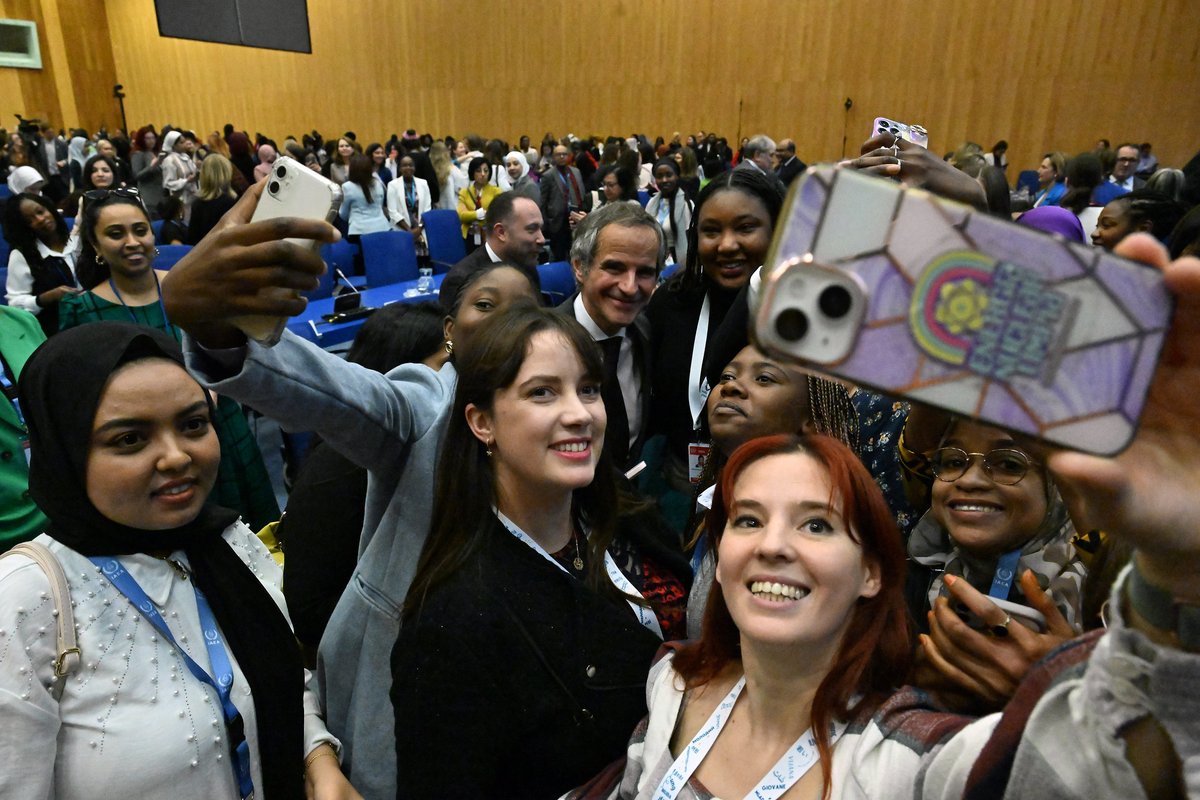 iaeaorg's tweet photo. A vibrant 2-day celebration of women in nuclear science took place at IAEA on #WomensDay. Over 400 women from 100+ countries shared experiences &amp; gained practical knowledge to help advance their careers.

The event’s unanimous message? #NuclearNeedsWomen!

https://t.co/JD2kUtH7fr https://t.co/6TeRyVx1wn