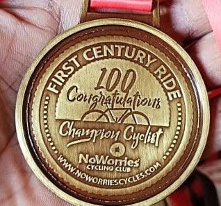 noworriescycle's tweet photo. Mr. Prashant Virgaonkar, Pune awarded his “First Century” medal from NoWorries Cycling Club. Riding 100Km takes dedication, consistency and courage and deserves recognition! We congratulate Mr Prashant for this achievement. 🎉🎉 https://t.co/j79miiYk1h