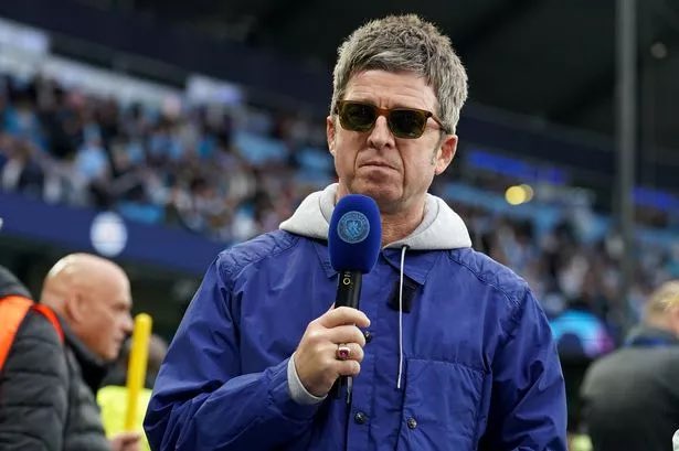 OasisMania's tweet photo. "I can't say much, but it's a Definitely Maybe-inspired third kit and it's far-out. I've seen it, I designed it. It's got a massive picture of my head on all the tops! No, it's great. It's been a real honour to do it for the 30th anniversary.” - Noel Gallagher https://t.co/Ajz4Gbw4Pr