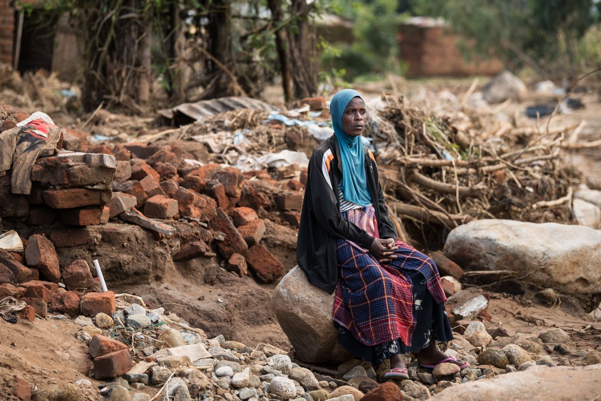 1yr after #CycloneFreddy, tropical storm Filipo is expected to hit Mozambique but also trigger “above normal rains” in Malawi, compounding the already catastrophic situation people are facing due to repeated climate shocks, warns Oxfam Read more👇 southernafrica.oxfam.org/latest/press-r…