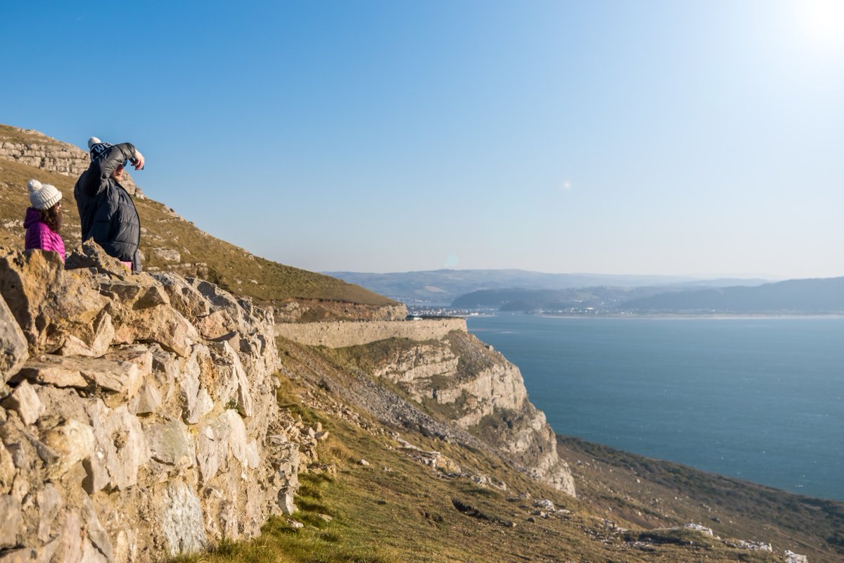 Love to walk? Explore long walks, short walks, town walks, country walks and more... Conwy has it all… From rocky mountain paths and sand-between-your-toes strolls. Forest footpaths and heritage trails; Easy rambles for families to tough upland challenges for enthusiast ...