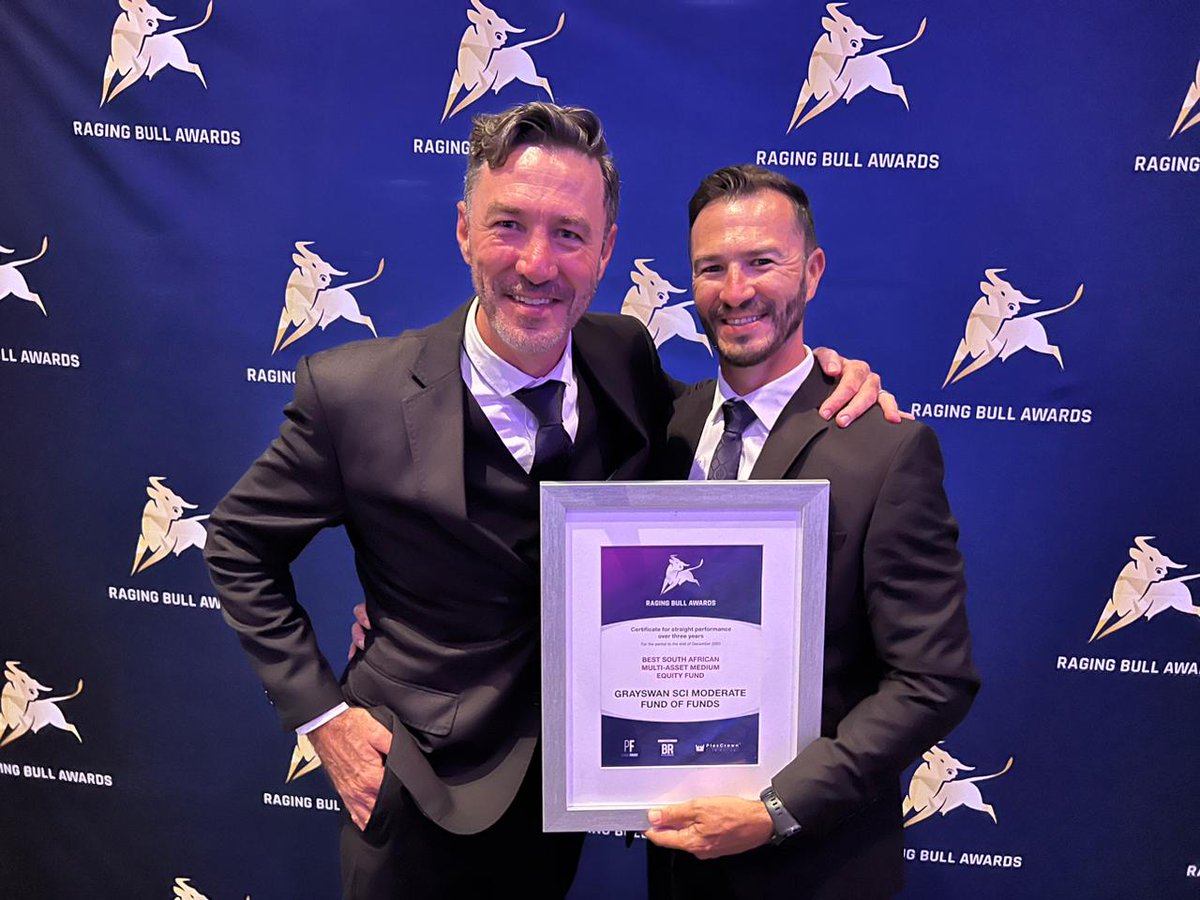 GraySwanZa's tweet photo. Our Swan Takes a Bull! 

Our Swan soared last night, winning a prestigious Raging Bull Award! The GraySwan SCI Moderate Fund of Funds won in the Best South African Multi-Asset Medium Equity Fund category.

#GraySwan
#RagingBullAwards https://t.co/D27aTPUAYl