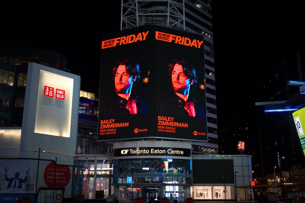 BZimmerman90's tweet photo. @baileyzimmerman DOWNTOWN TORONTO LFG 🔥 @Spotify @SpotifyCanada 

Listen here: https://t.co/FNgPsTiGo9… https://t.co/6XiIAe2QkM