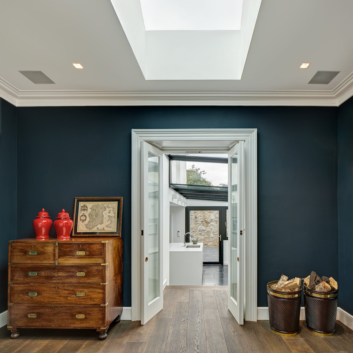 I love being able to capture some of Dublin’s most beautiful homes. This stunning residence was designed by Realm.

#interiordesign #interiorarchitecture #homedesign
