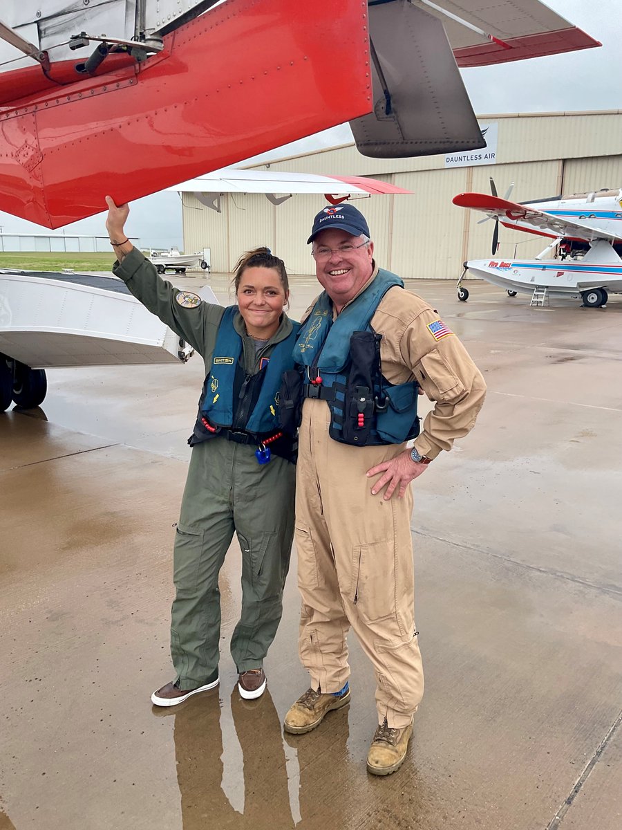 DauntlessAir's tweet photo. Flight time and sorties (mission-like scenarios) are a critical part of our pre-season training regimen.

Between last week and this week, our #pilots will fly upwards of 140 hours, so we’re sure to be safer, smarter and more effective on day-1 of #wildfire season. #fireboss https://t.co/Uh9j8Cm4OV