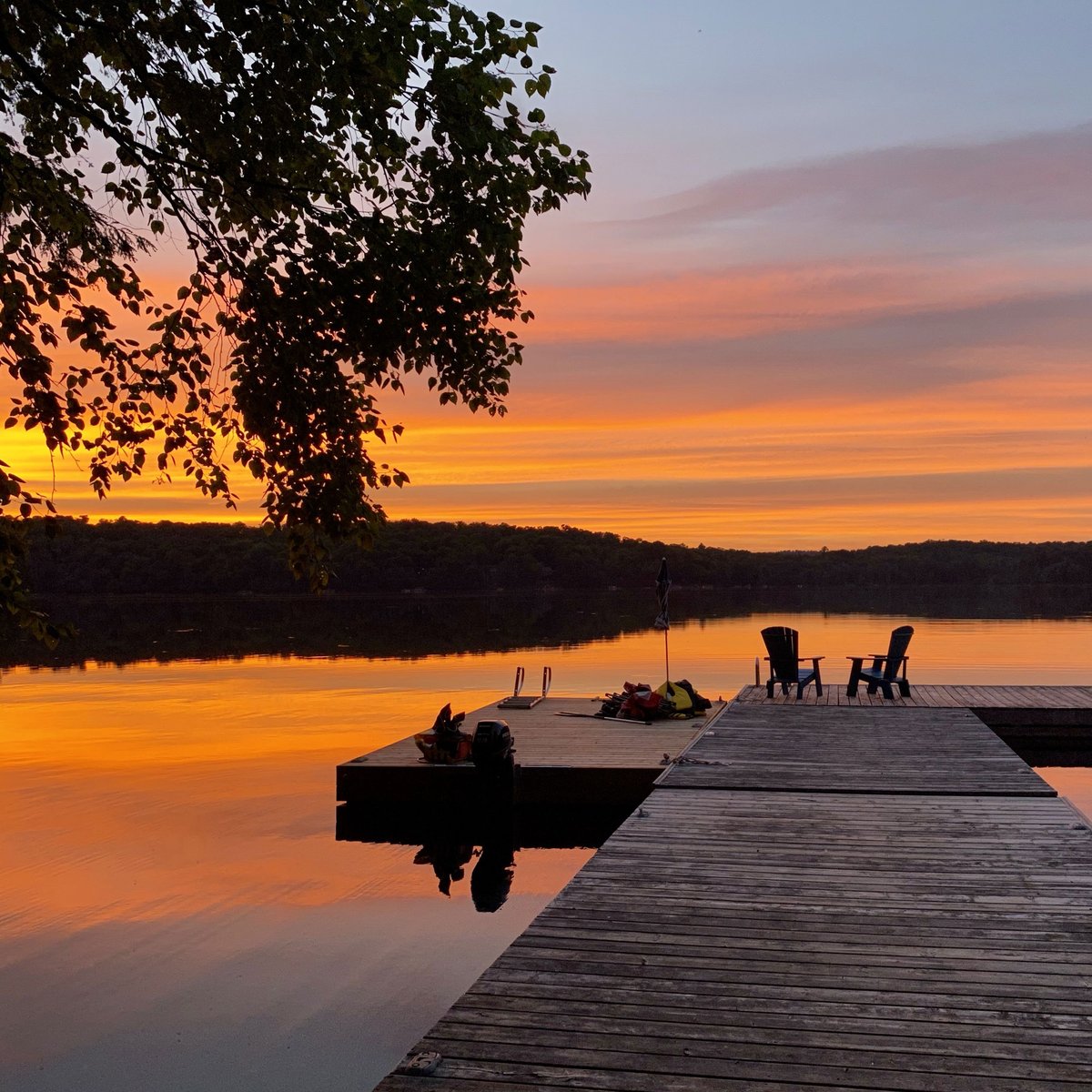 Have you made your summer vacation plans yet?? ☀️😍☀️

Our cottages are booking up quickly this year for the summer season. Secure your summer vacation plans with us today.

#summervacation #summervaca #muskokagetaway #walkerlakeresort #muskoka #huntsvilleontario