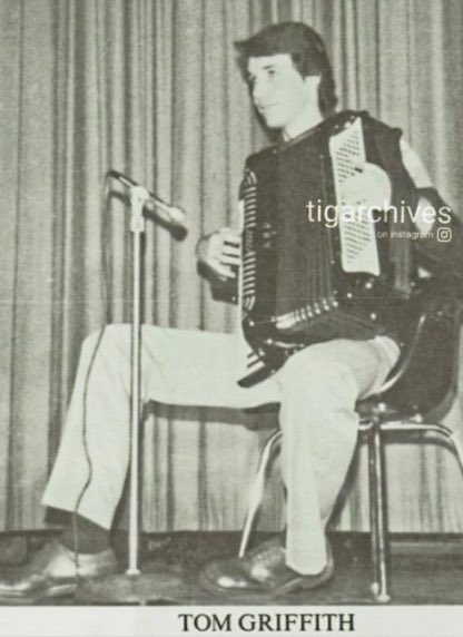 Mary__McCain's tweet photo. Without googling, who is the greatest Tom of all time?
Definitely him! πππ»ππ»
#TomGriffith #ThomasIanGriffith https://t.co/G1b019vYJD