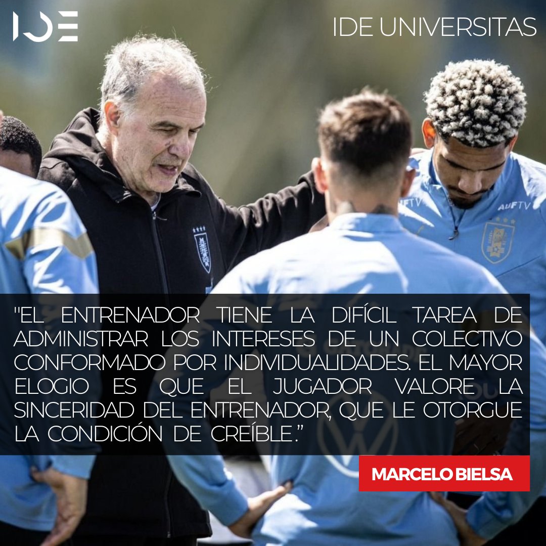 Marcelo Bielsa sobre la 𝒔𝒊𝒏𝒄𝒆𝒓𝒊𝒅𝒂𝒅 𝒅𝒆𝒍 𝒆𝒏𝒕𝒓𝒆𝒏𝒂𝒅𝒐𝒓 👏🏼🇦🇷 El mítico entrenador argentino siempre ha destacado por su carácter honesto y directo. 💬✅ La sinceridad, esencial para gestionar los intereses del equipo junto con los individuales. #FrasesIDE