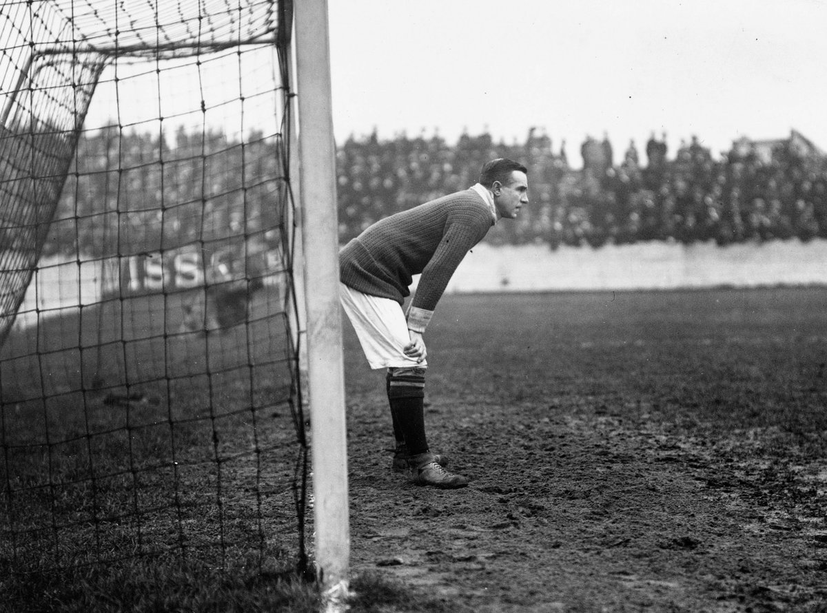 Celtic fans, this is Leigh Roose who, 114 years ago today, made his only appearance for the club in a Scottish Cup semi v Clyde. Officially, the Welsh international goalie is still missing in action, having last been seen charging German machine guns at the Somme on 7 Oct 1916.