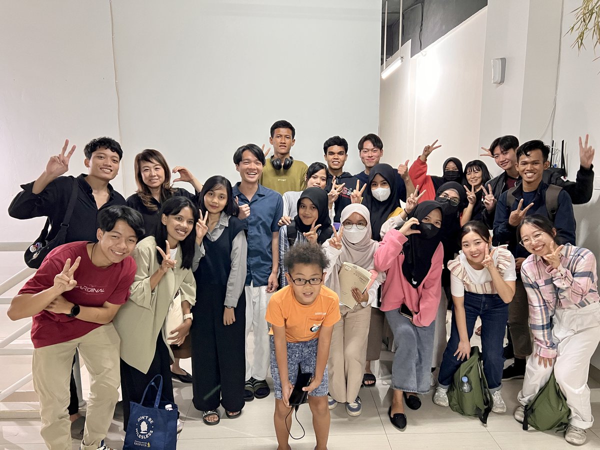 jollikid's tweet photo. 【 ジャカルタで飲食店を運営されている・勤められている方々へ 】

私がジャカルタで運営する職業訓練校には、日本の飲食店で働きたい学生たちがおります。彼らはすでに6ヶ月ほど日本語を学習しております。

日本で働き始める前に実際に日本食レストランなどで就業経験を積ませたいのですが、そういった方々を受け入れてくださるジャカルタにある飲食店さんはいらっしゃらないでしょうか？

彼らの受け入れにご興味のあるジャカルタで飲食店を運営されている・勤められている方がいらっしゃいましたらコメントかDMいただけると嬉しいです。また、そういった方々をお繋ぎいただいても非常に助かります。

どうか宜しくお願いいたします。