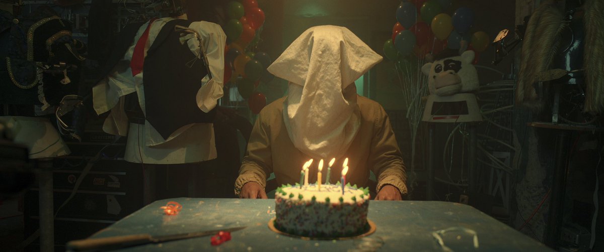 CINEMA505's tweet photo. Primeiras imagens da 2ª temporada de ‘THEM’.

Estreia em 25 de Abril no Prime Video. https://t.co/wFHV2HTPxj