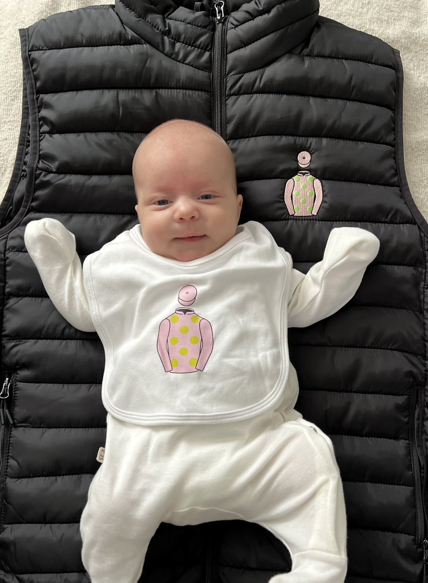 enewcombe_'s tweet photo. @itvracing Frankie’s first Cheltenham! #Cheltenham2024 #ricci #itvracing https://t.co/WTuYBhKiLi