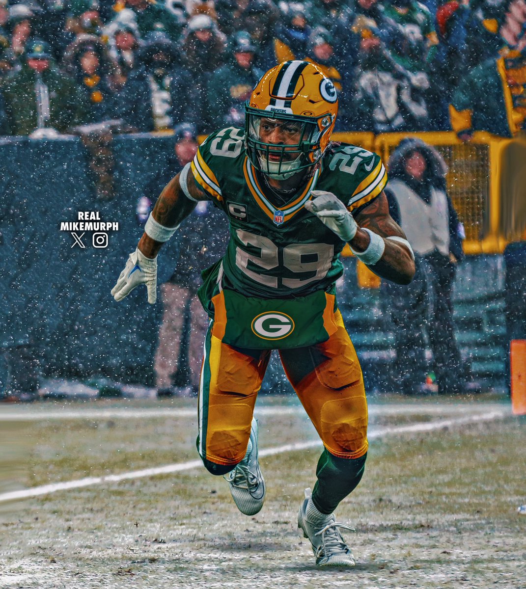 The highly requested “first look” at Xavier McKinney in Green Bay❄️ @mckinney15__ x @packers