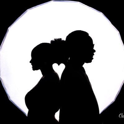 kaotweets's tweet photo. Somebody say Grace, Grace!
Say Mercy, Mercy!
Ore òfé sha...
Àánú ní àrí gbá!
#IfeAyomi'24
🧡💍🤍

📷: Crosspath Pixels
#kayodeaogungbemi 🧡🇳🇬🌎
#blessed #abouttowed https://t.co/v8Bnc1KLpS